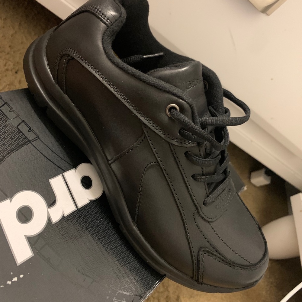 Work shoes